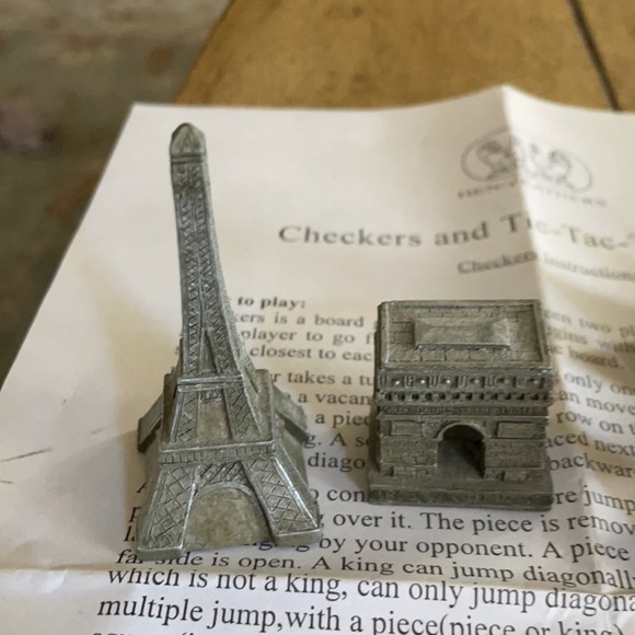 Hen Feathers Paris Checkers Set - Picture 8 of 15